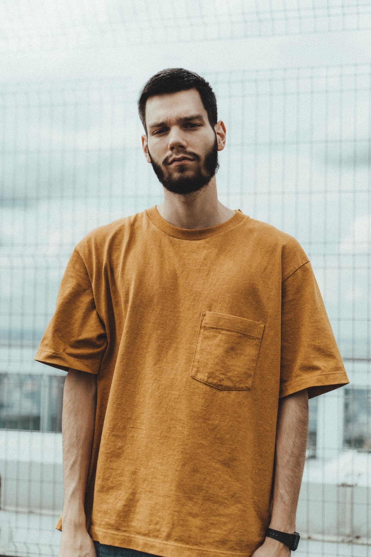 Men's mustard oversized t-shirt with chest pocket in heavyweight cotton jersey